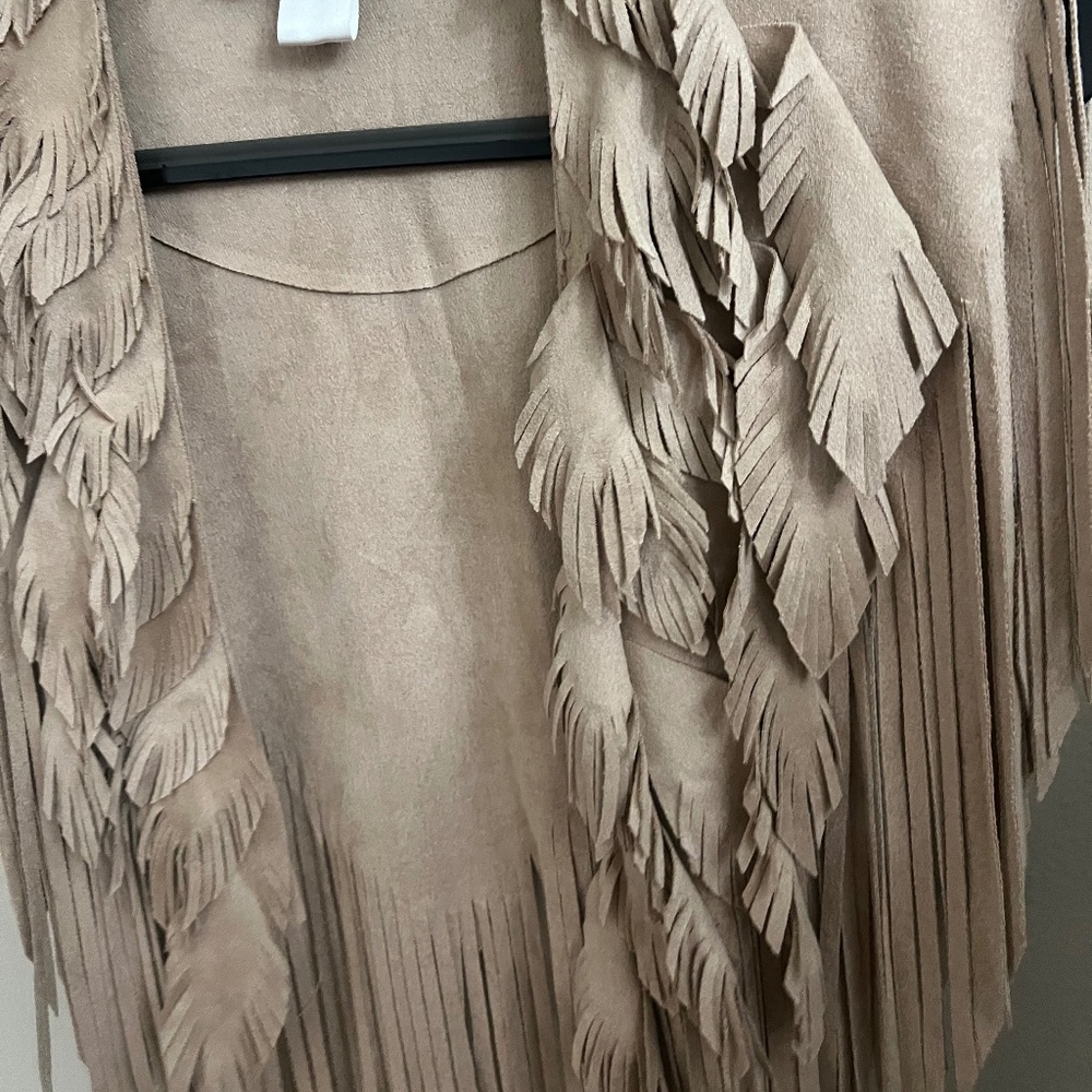 Oolala Fringe Overlay, Add-On Shoulder Wrap - image 6